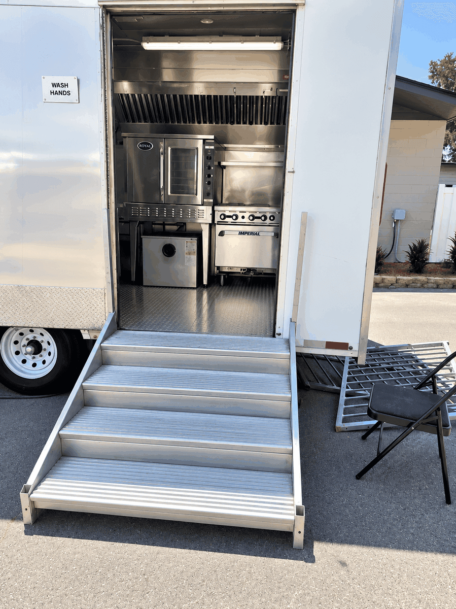 26 ft Baby Bulk Kitchen from the supplied equipment photo folder