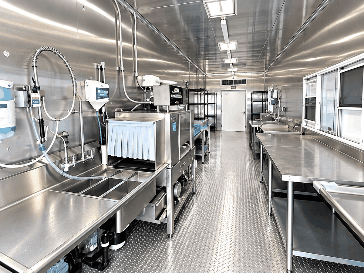 38 ft High-Temperature Conveyor Dishwashing Trailer from the supplied equipment photo folder